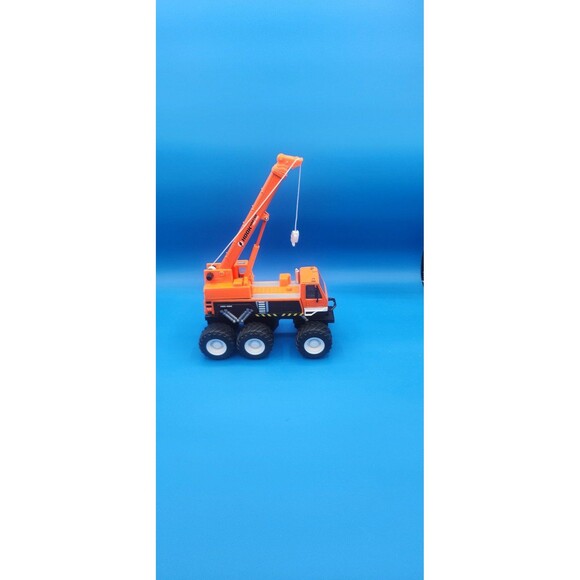Maisto HOOK MASTER Truck & Crane Service DieCast Friction Powered Crane Truck 8" - Picture 3 of 8